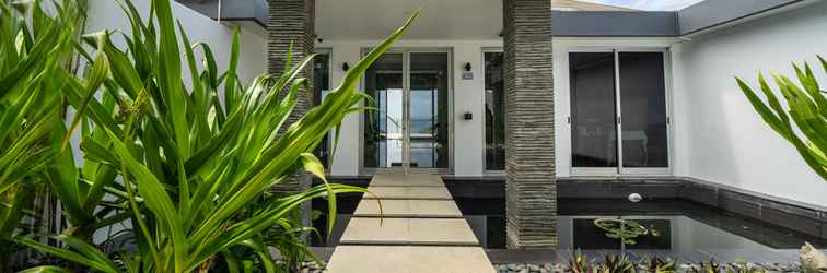 Lobby Suluban Cliff Bali Villa