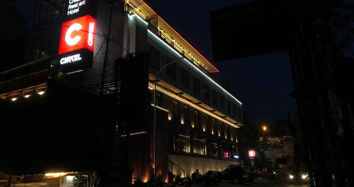 Bangunan Creative Restart Hotel (CARTEL) by Damn I Love Indonesia