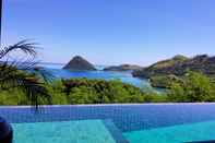 Swimming Pool Paradise Garage Komodo Villa