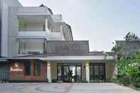 Exterior Rumah Cimandiri