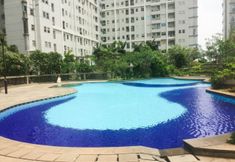 สระว่ายน้ำ 6 Cozy Living 2BR Apartment at Seasons City near Mall By Travelio