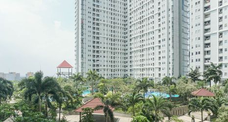 ภายนอกอาคาร 2 Cozy Living 2BR Apartment at Seasons City near Mall By Travelio