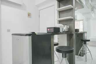 Common Space 4 Comfort Studio Apartment at Menteng Square By Travelio