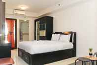 Bedroom Strategic and Homey Studio Apartment at Metropark Condominium Jababeka By Travelio