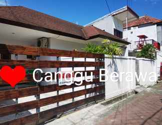 Bangunan 2 LB Cantik Villa