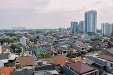 Tempat Tarikan Berdekatan Cozy and Chic 1BR Apartment at H Residence near MT Haryono By Travelio