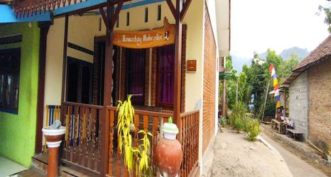 大堂 2 HOMESTAY MUHRODIN