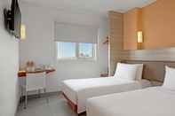 Bedroom Carani Hotel