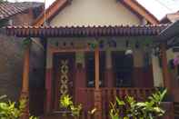 Bên ngoài Kampung Homestay Borobudur - Markoni