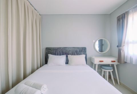 Bedroom Cozy Living 1BR at Atlanta Residences Apartment By Travelio