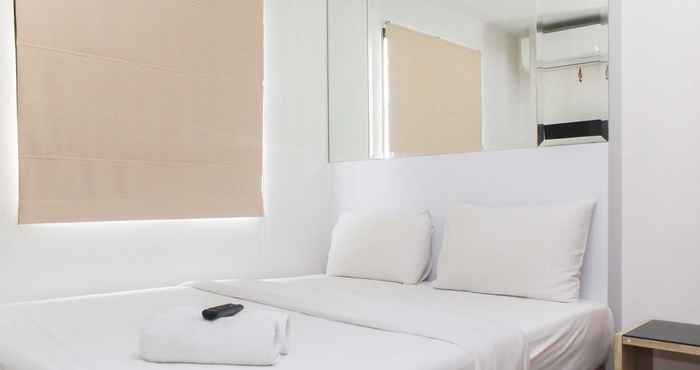 Kamar Tidur Simply and Homey 2BR at Lagoon Apartment By Travelio