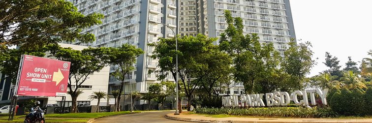 ロビー Modern and Compact Studio Room at Casa De Parco Apartment By Travelio