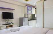 Ruang untuk Umum 2 Simply and Homey Studio Room at Kebagusan City Apartment By Travelio