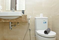 In-room Bathroom 4 Cozy Living Studio Apartment at Menteng Park By Travelio