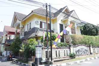 ภายนอกอาคาร Puri Arsita Homestay