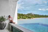 Swimming Pool Kerem Luxury Beachfront Villas