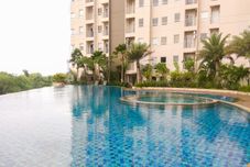 Kolam Renang Comfortable 2BR at Mustika Golf Residence Apartment By Travelio