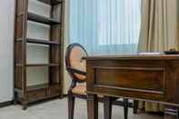 Ruang untuk Umum Comfort and Elegant 1BR + Extra Room Apartment at Bellagio Residence By Travelio