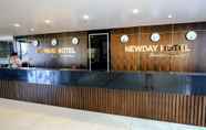 Lobby 2 NewDay Hotel