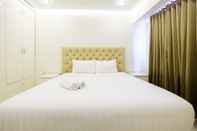 Bedroom 1BR near Kota Kasablanka at The Wave Apartment By Travelio