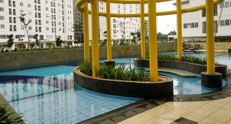 Luar Bangunan 2 1BR near Jatinegara at Bassura City Apartment By Travelio