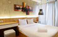 Kamar Tidur 2 Studio Parquette at Paramount Skyline Apartment By Travelio