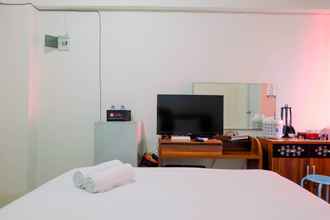 Ruang untuk Umum 4 Simply and Tidy Studio Apartment at Green Pramuka City By Travelio