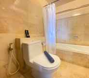 In-room Bathroom 6 Newly Renovated 3BR Apartment with Smart Tv Braga City Walk By Travelio