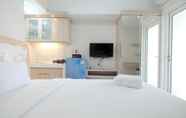 Kamar Tidur 4 Minimalist Studio Room Apartment at The Springlake Sumarecon Bekasi By Travelio