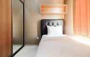 Kamar Tidur 2 2BR Relaxing Apartment at The Springlake Summarecon By Travelio