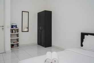 Bilik Tidur 4 Calm and Cozy Studio No Kitchen Apartment at Aeropolis Residence By Travelio