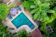 Swimming Pool Kebun Indah Ubud