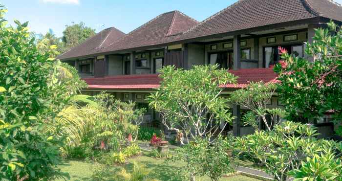 Luar Bangunan Bucu Guest House