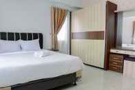 Bedroom 2BR Apartment near Universitas Indonesia at Park View Condominium By Travelio