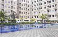 Kolam Renang 7 Comfortable 2 BR Apartment at Titanium Square By Travelio 