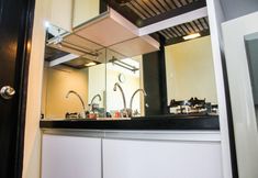 Ruang untuk Umum 3 Elegant and Cozy 1BR Apartment Belmont Residence By Travelio
