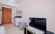 Common Space 3 Simple Furnished Studio at Maple Park Apartment By Travelio