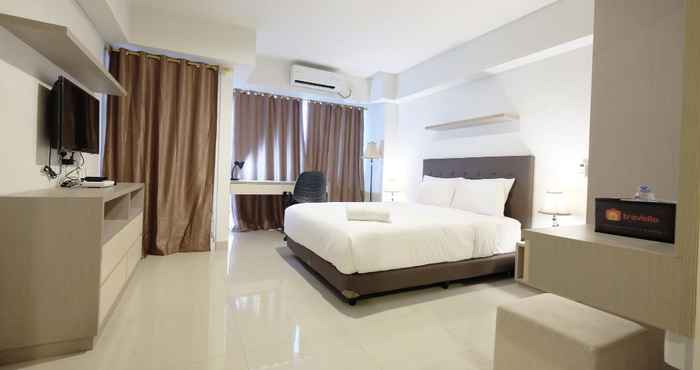Bedroom Best Price and Minimalist Studio Apartment at The H Residence By Travelio