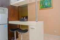 Ruang untuk Umum Strategic Location and Nice 2BR Apartment at FX Residence By Travelio