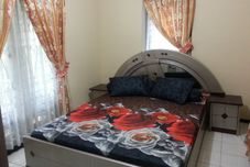 寝室 VILLA PURI TEMBOGO