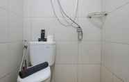 In-room Bathroom 4 Delightful Studio at Orchard Supermall Mansion Apartment By Travelio