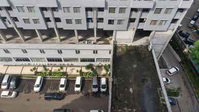 ภายนอกอาคาร 4 Apartment 2BR In Heart Of City At Menteng Square By Travelio