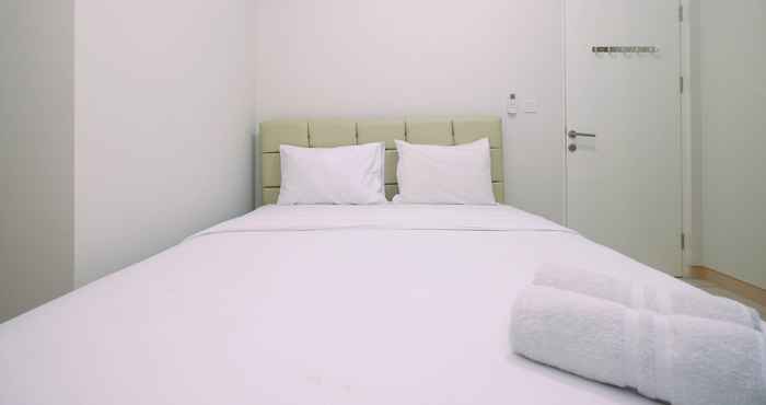 Kamar Tidur Cozy and Beautiful 2BR at Springlake Summarecon Bekasi Apartment By Travelio