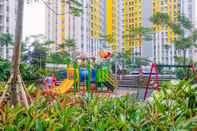 Fasilitas Hiburan Modern 2BR for 4 Pax at Springlake Summarecon Apartment By Travelio