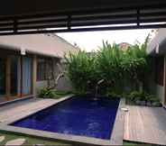 Swimming Pool 7 D Kasih Villas Bali Umalas 