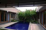 Swimming Pool D Kasih Villas Bali Umalas 