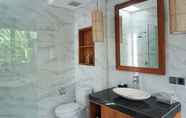 ห้องน้ำภายในห้อง 3 D Kasih Villas Bali Umalas 
