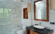 In-room Bathroom 3 D Kasih Villas Bali Umalas 