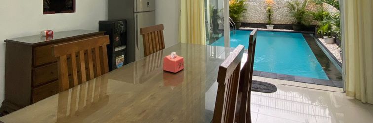 Lobby The White Private Pool Villa