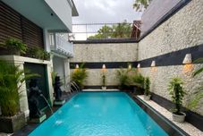 Swimming Pool The White Private Pool Villa